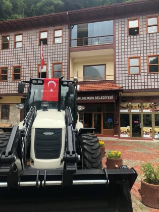 YENİ İŞ MAKİNAMIZ İLÇEMİZE HAYIRLI OLSUN