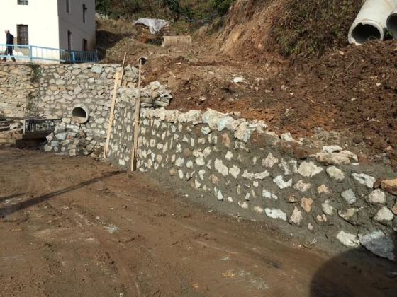 SIRT MAHALLESİ TAŞ DUVAR YOL YAPIM İŞİ