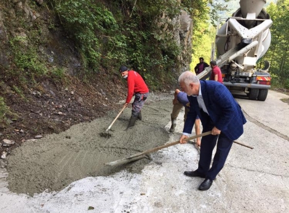 KADIKÖY ALT YAPI VE SU KANALI BETONLAMA