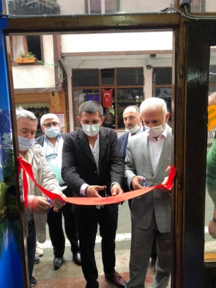 BERBER SALONU İLÇEMİZE HAYIRLI OLSUN