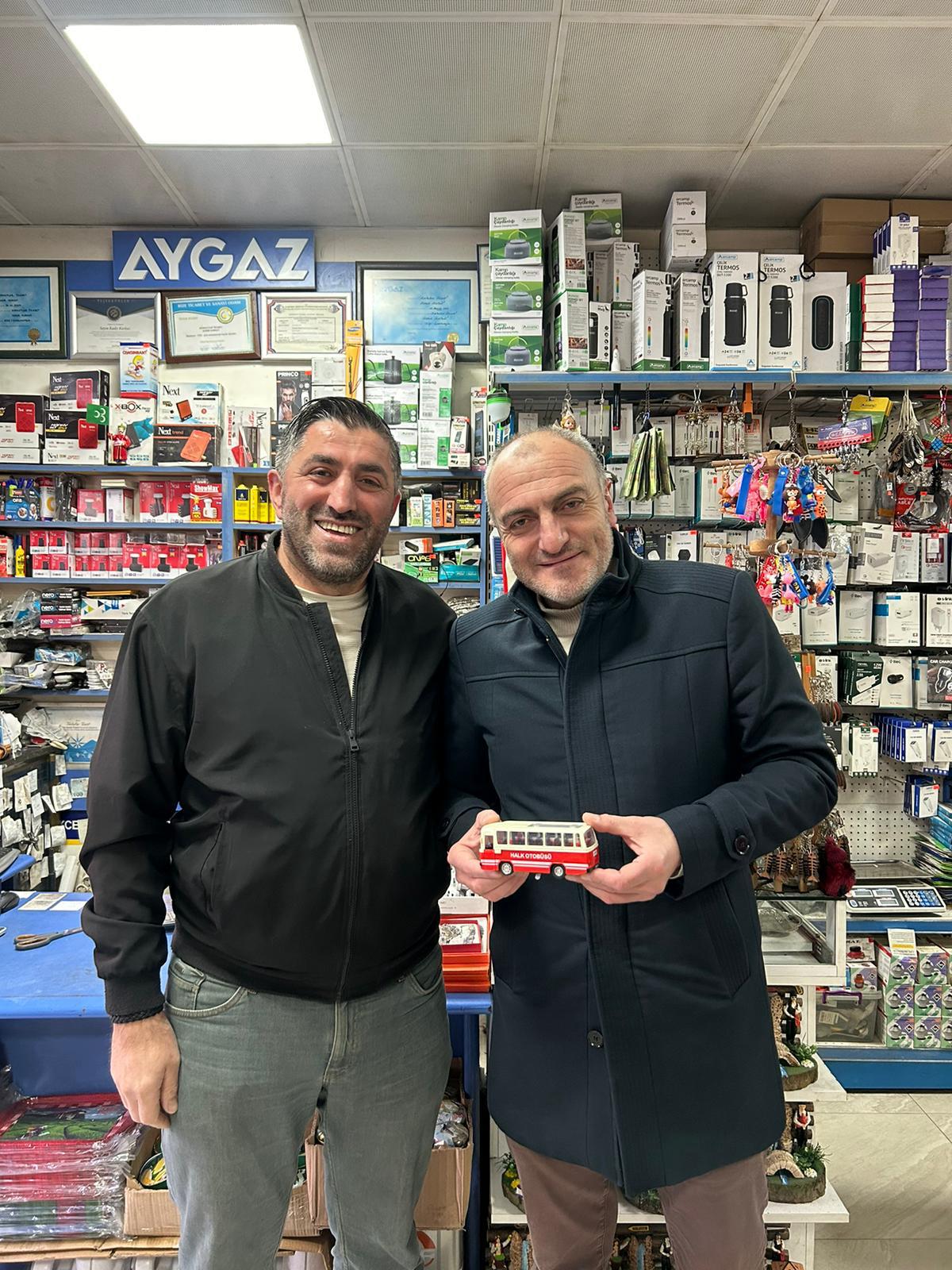 Başkanımız Ömer ALTUN, ilçemizde esnaf ziyaretlerinde bulundu.