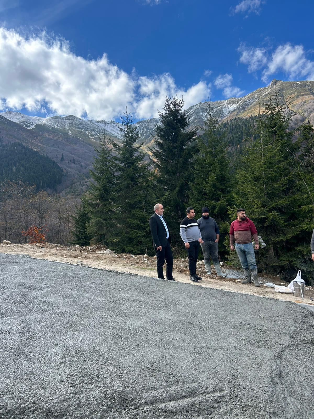 Başkanımız Ömer ALTUN ve Kaymakamımız Serkan BÖYÜK Kavrun Yolunda İncelemelerde Bulundu