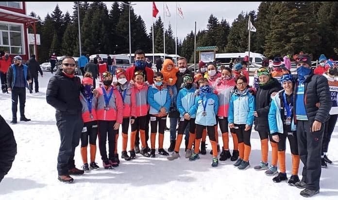 KAYAK TAKIMIMIZ BAŞARIYA DOYMUYOR